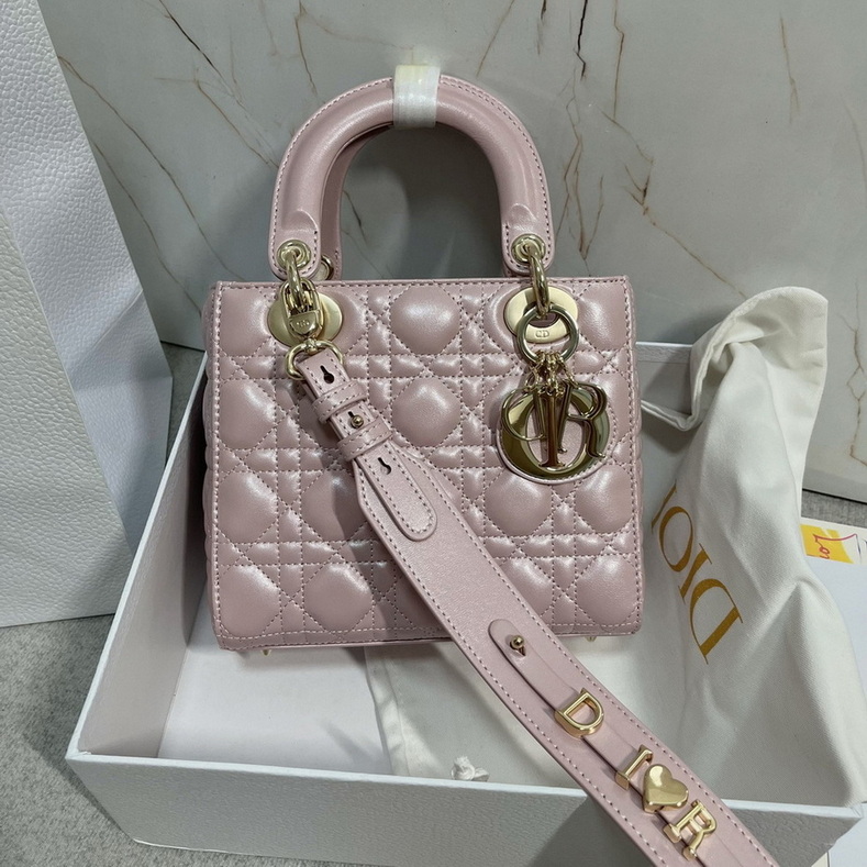 Dior Handbags AAA(Women)-138