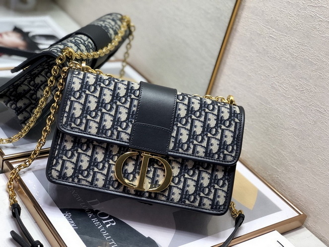 Dior Handbags AAA(Women)-342