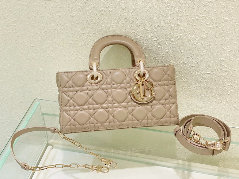 Dior Handbags AAA(Women)-400