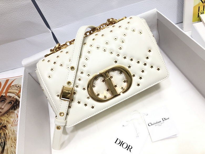 Dior Handbags AAA(Women)-221