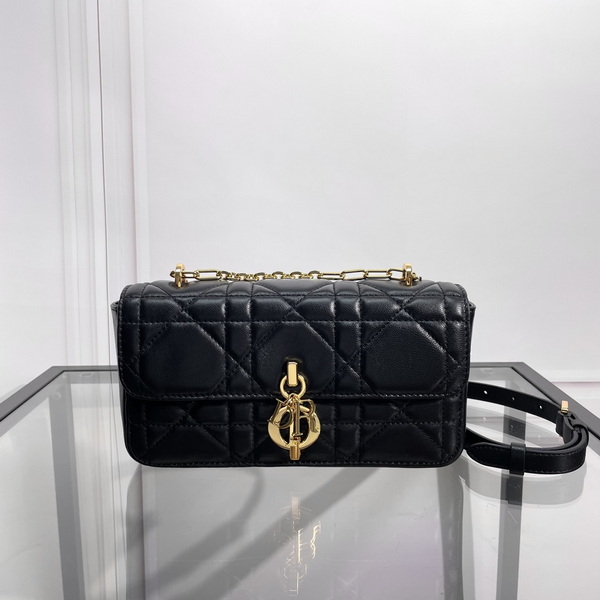 Dior Handbags AAA(Women)-516