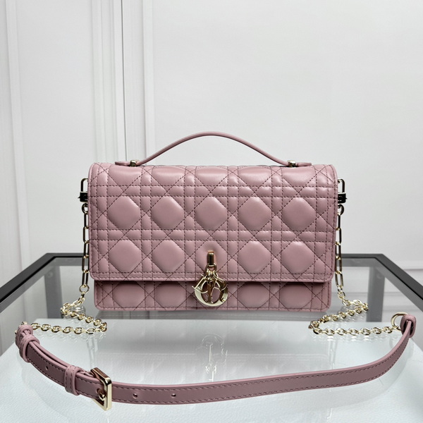 Dior Handbags AAA(Women)-517