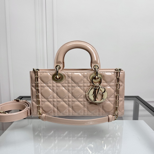 Dior Handbags AAA(Women)-569