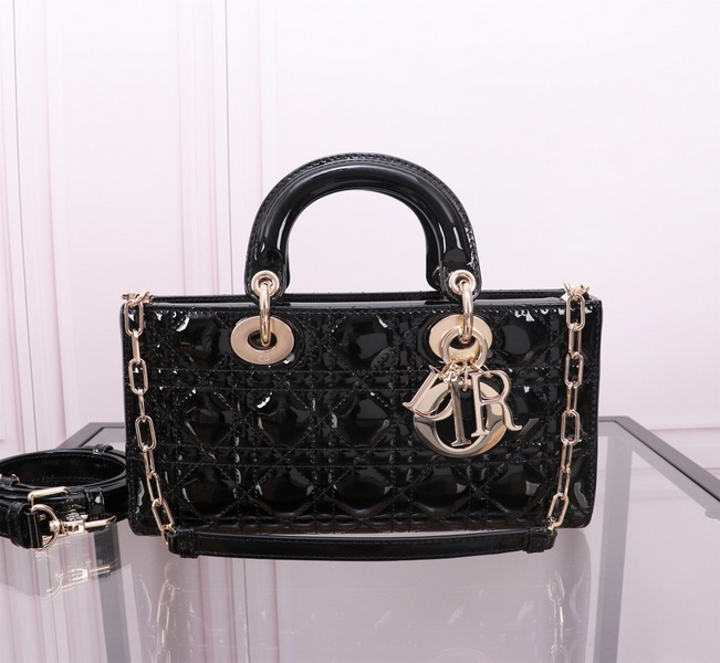 Dior Handbags AAA(Women)-570