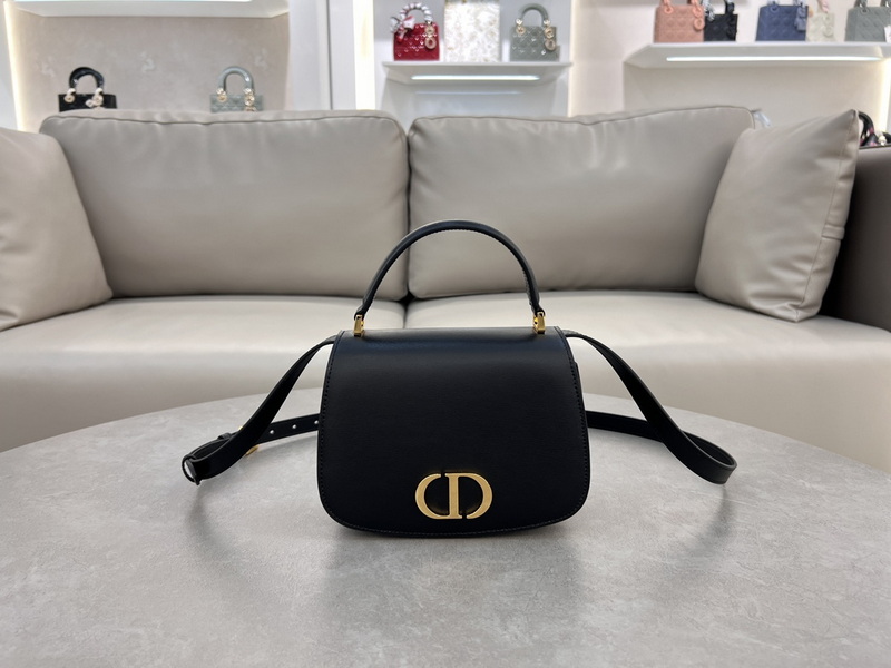 Dior Handbags AAA(Women)-596