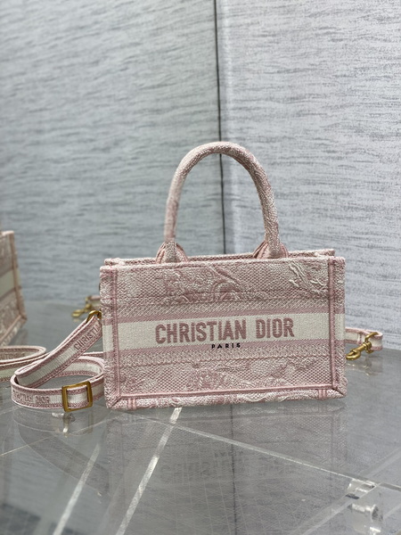 Dior Handbags AAA(Women)-702