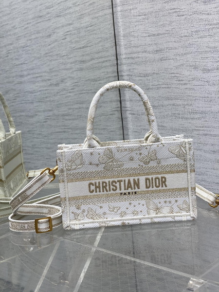 Dior Handbags AAA(Women)-705