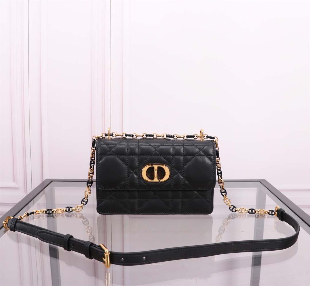 Dior Handbags AAA(Women)-719