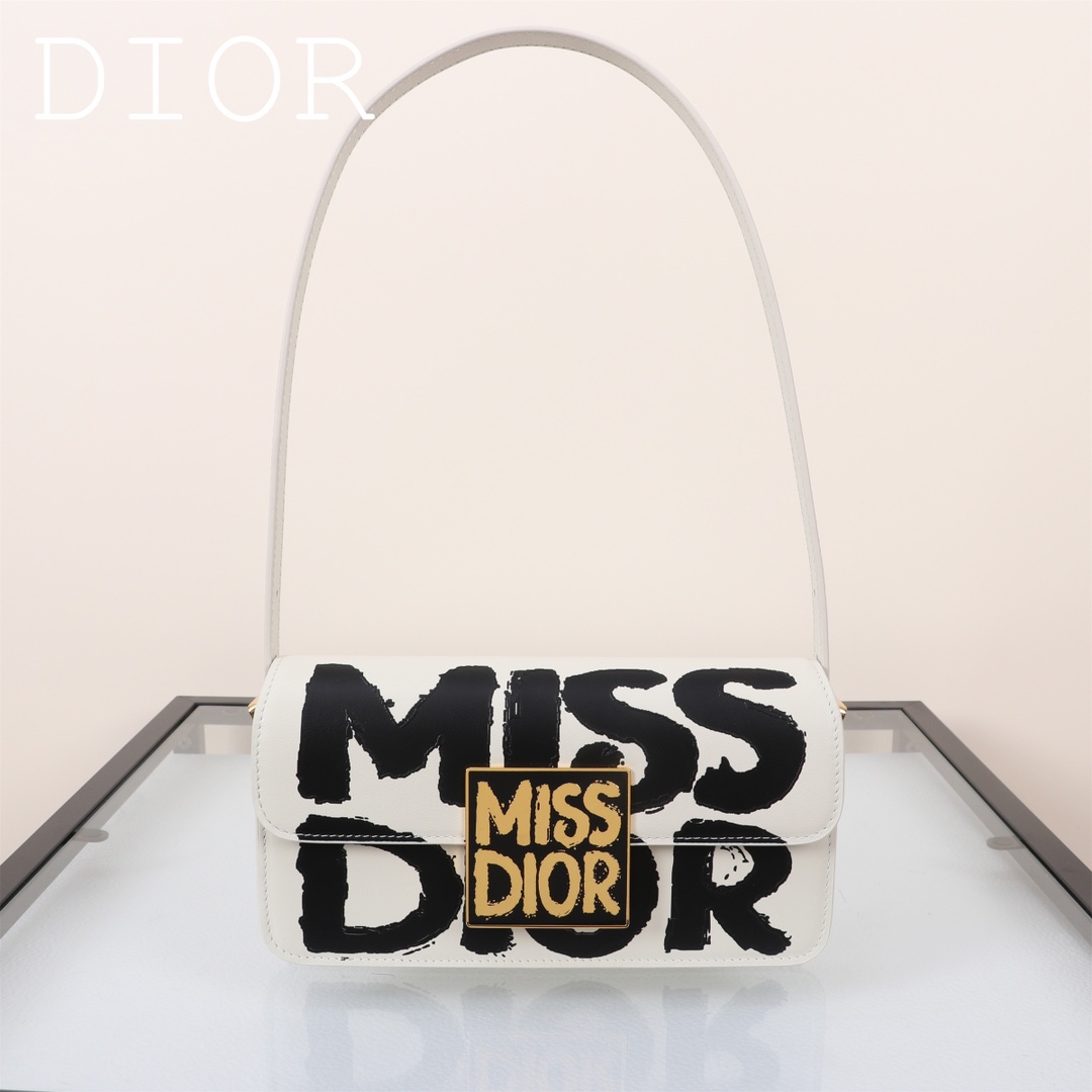 Dior Handbags AAA(Women)-736