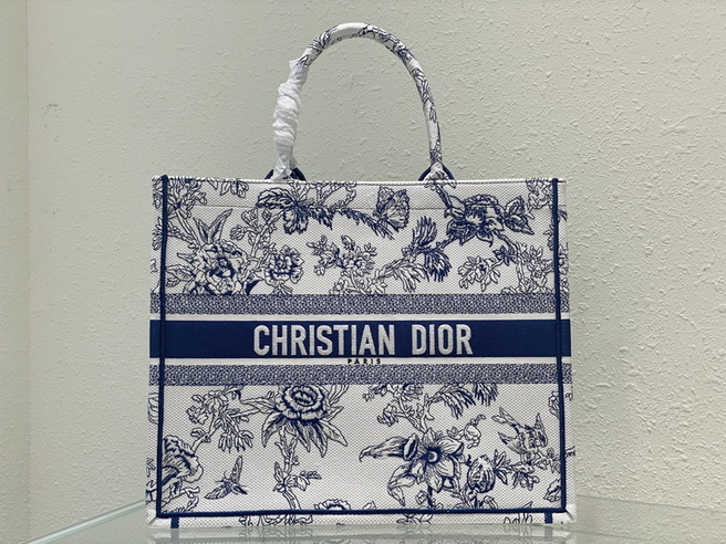 Dior Handbags AAA(Women)-740