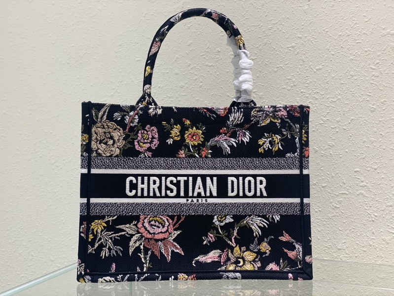 Dior Handbags AAA(Women)-741